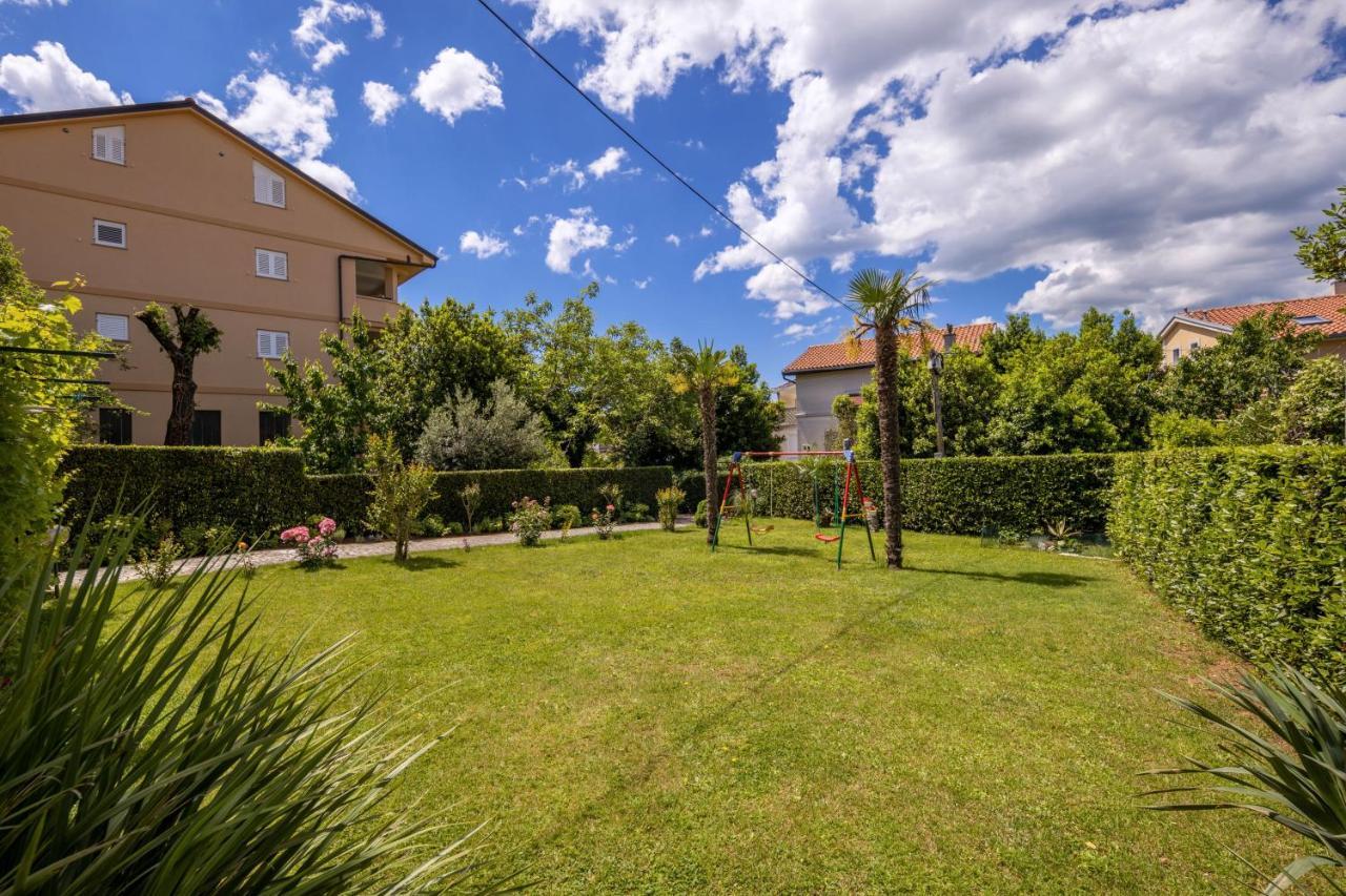 App Blue, Selce Apartment Exterior foto